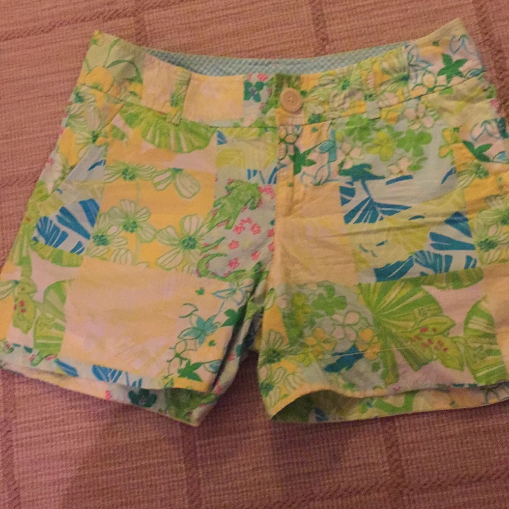 Lilly Pulitzer Patchwork Green Yellow Shorts Sz 4 - image 1